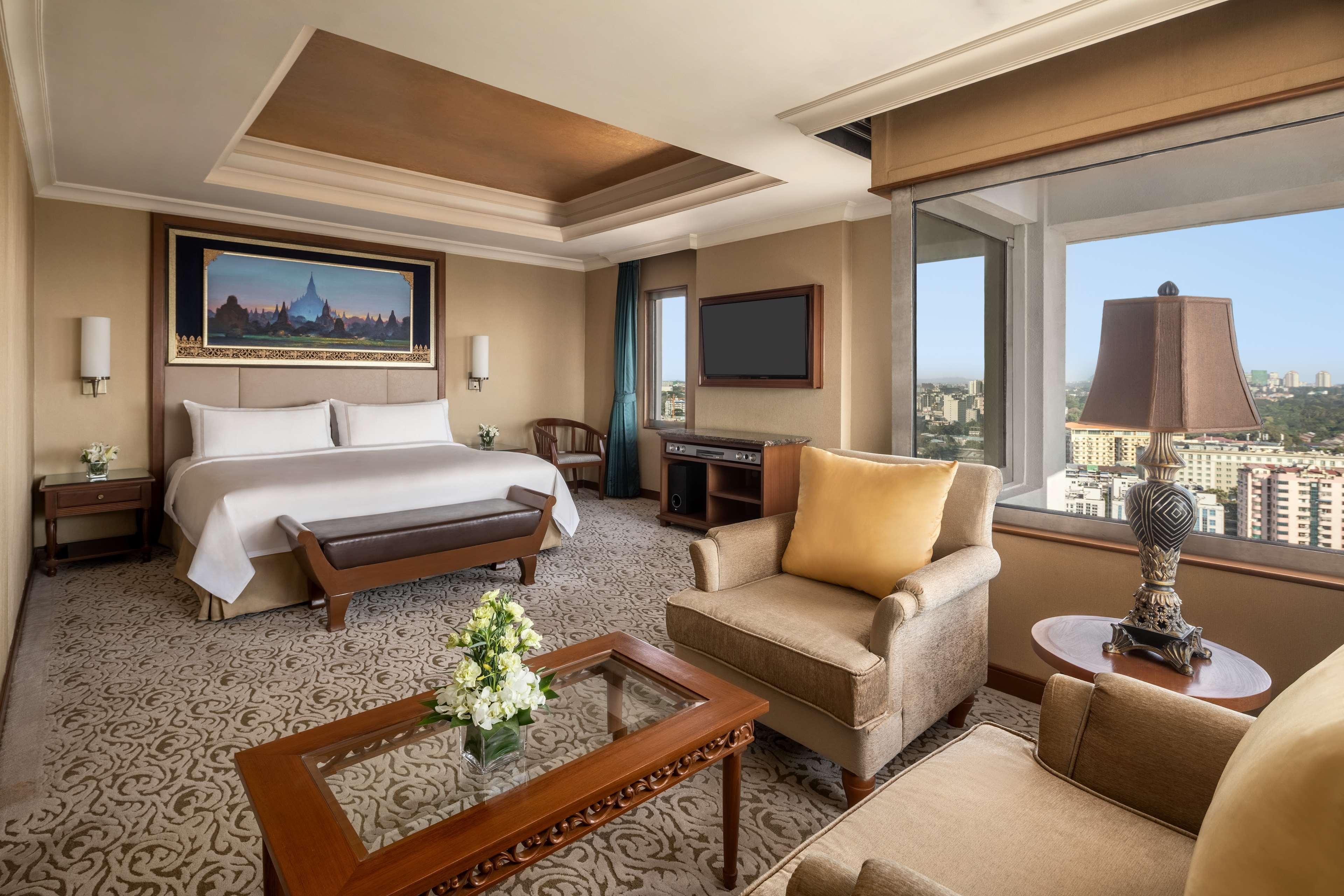 Sule Shangri-La, Yangon Ngoại thất bức ảnh