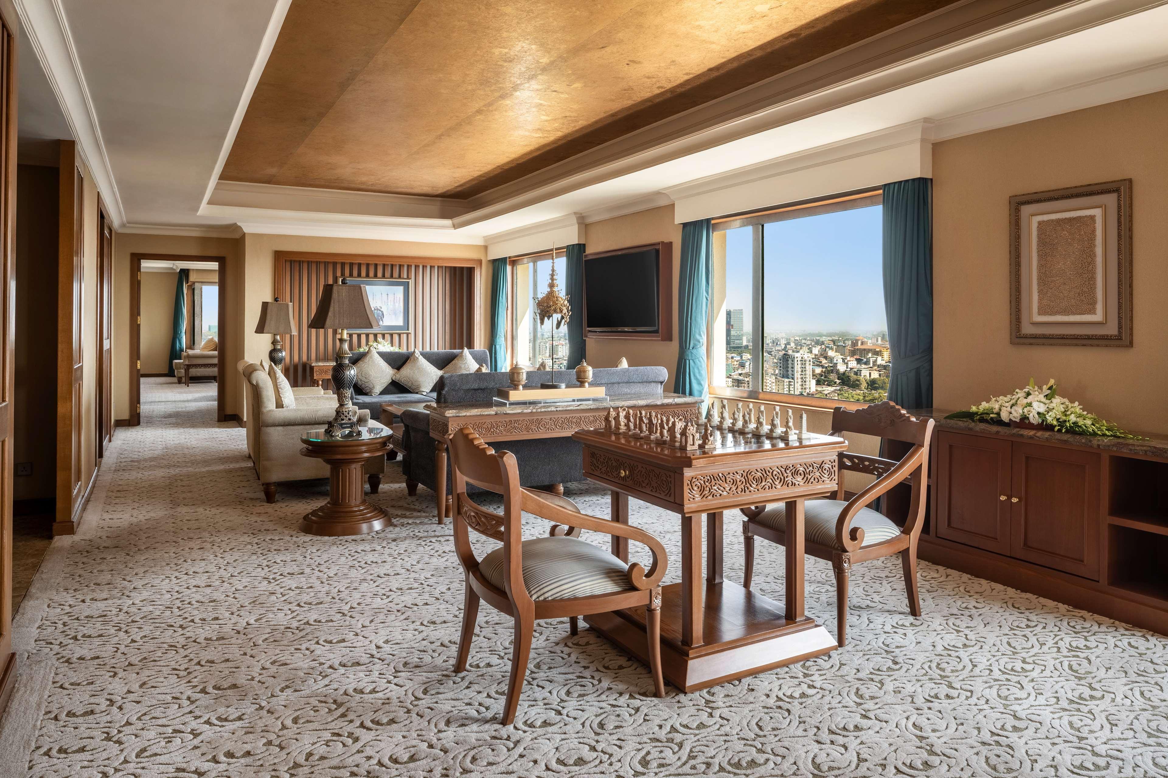 Sule Shangri-La, Yangon Ngoại thất bức ảnh
