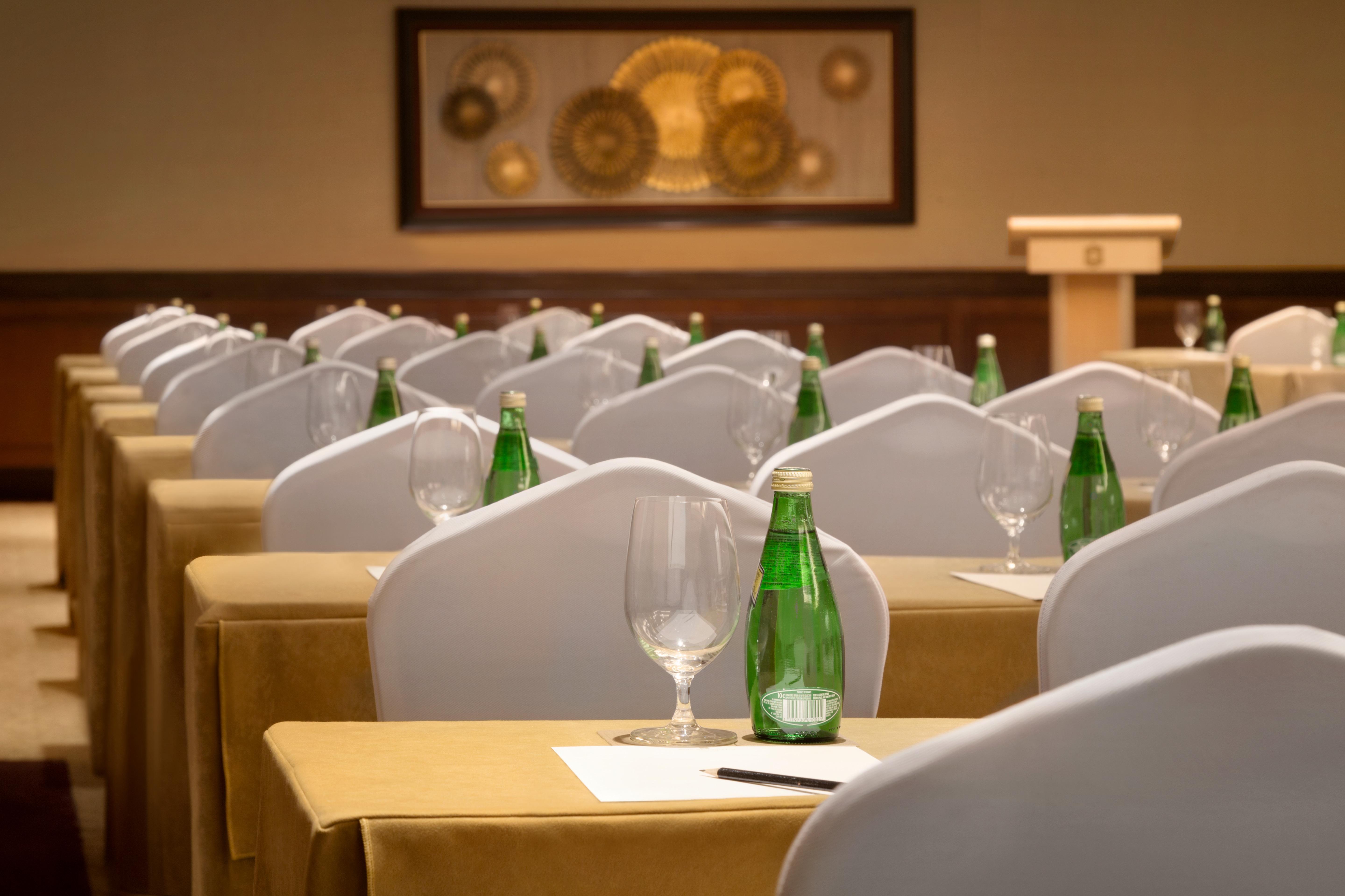 Sule Shangri-La, Yangon Ngoại thất bức ảnh