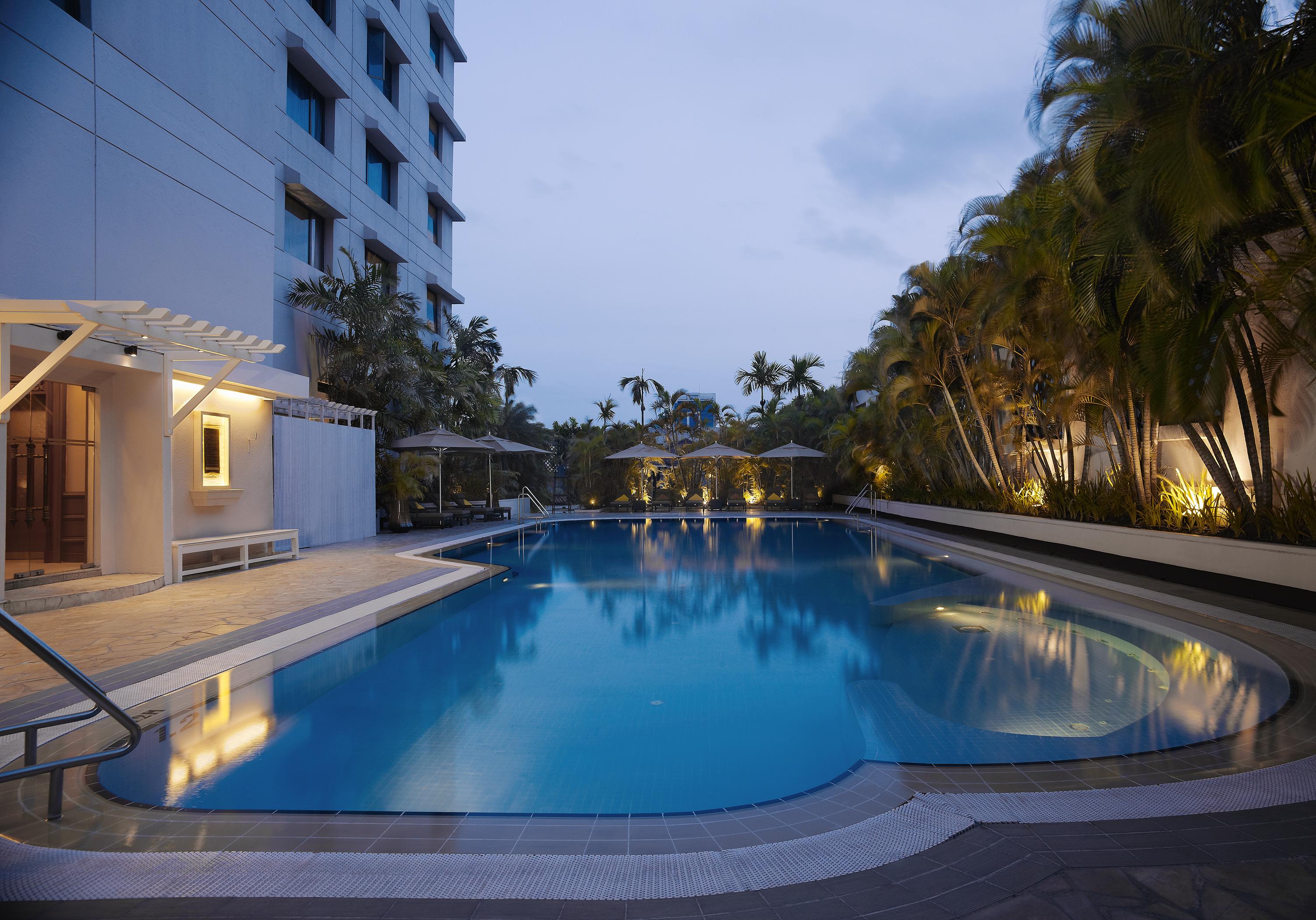 Sule Shangri-La, Yangon Ngoại thất bức ảnh
