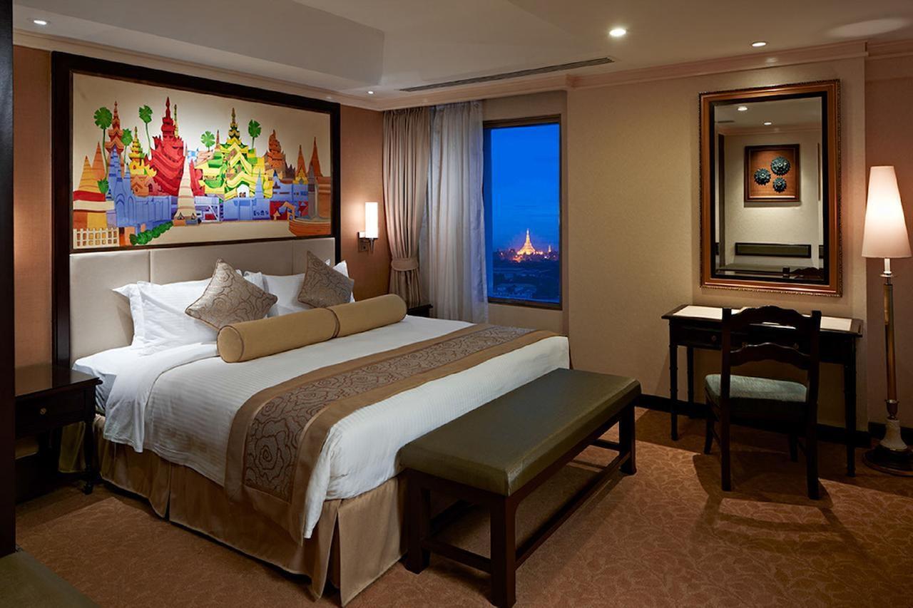 Sule Shangri-La, Yangon Phòng bức ảnh