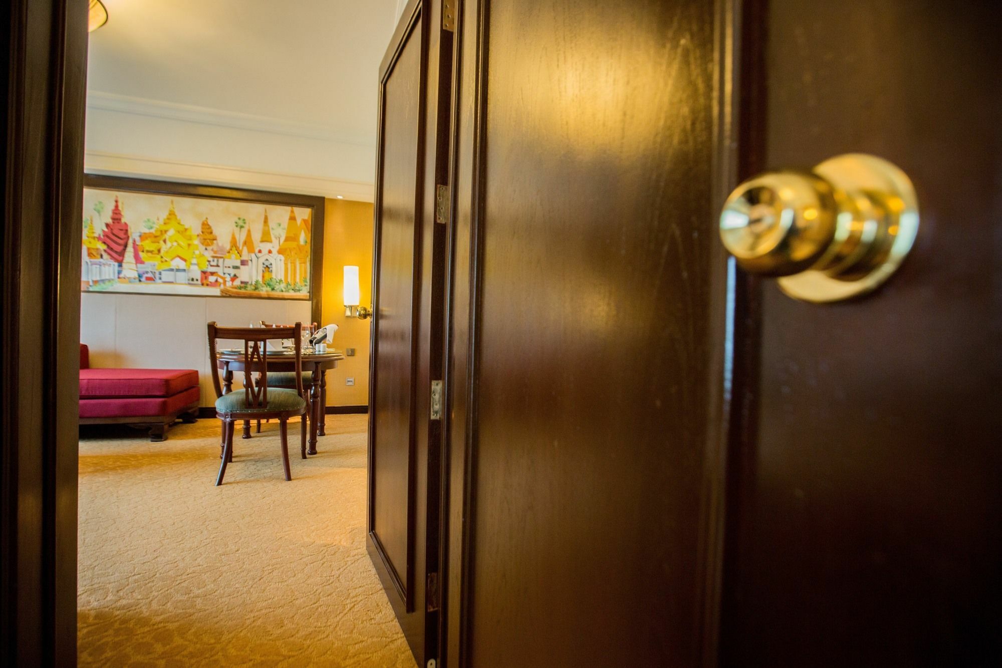 Sule Shangri-La, Yangon Ngoại thất bức ảnh